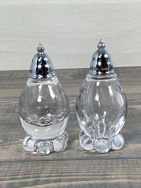 Vintage Imperial Glass Candlewick Salt & Pepper Shakers